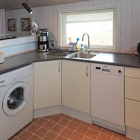 Cozy Home In Hvide Sande With Sauna بيت للعطل فيد ساندي